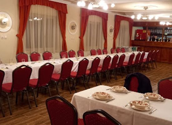 hungary/central-transdanubia/restaurant/szeber-restaurant-panzio
