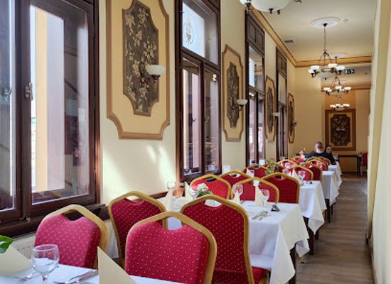 hungary/miskolc/restaurant/grill-farm-etterem