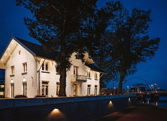 netherlands/vechtstreek/restaurant/bistro-moetje-aan-de-vecht