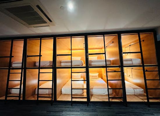 malaysia/peninsular-malaysia/restaurant/the-bed-klcc