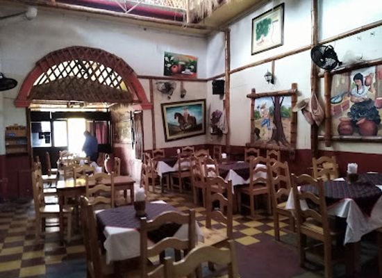 peru/piura/restaurant/la-santitos-restaurante-piura