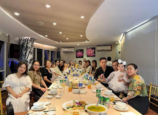 vietnam/hue/restaurant/song-huong-floating-restaurant