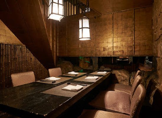 japan/tokyo/restaurant/ninja-tokyo