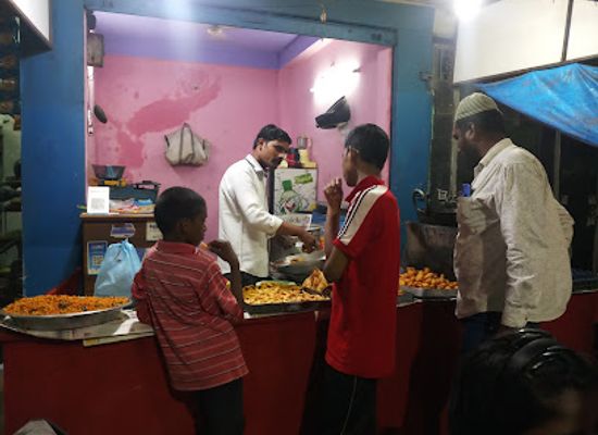 india/hyderabad/golconda-fort/restaurant/golconda-mirchi-dukaan