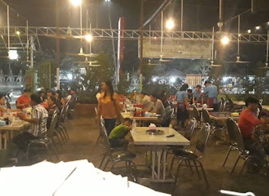 cambodia/battambang/restaurant/bbq-restaurant