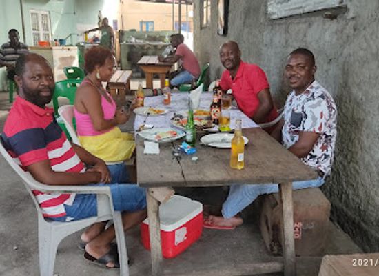 mozambique/sofala-province/restaurant/sofala-chicken