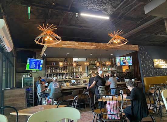 texas/fort-worth/restaurant/wishbone-and-flynt