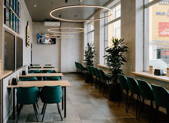 latvia/riga/agenskalns/restaurant/oak-a-burgers-agenskalns