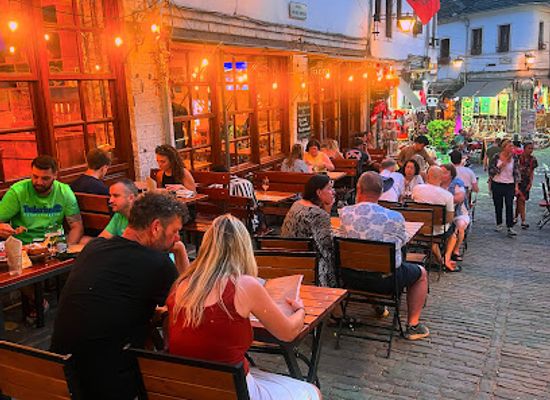 albania/gjirokaster/restaurant/furra-restaurant-rooms