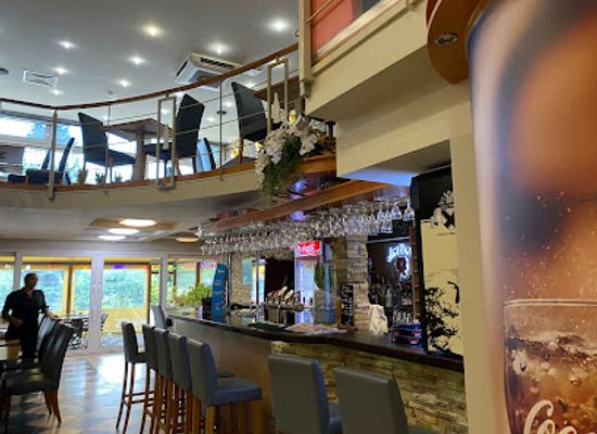 hungary/kecskemet/restaurant/aranyhomok-kavezo-es-gyorsetterem