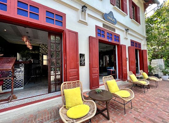 laos/luang-prabang/restaurant/3-nagas-restaurant