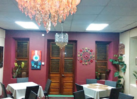 dominica/saint-peter/restaurant/old-stone-grill-and-bar