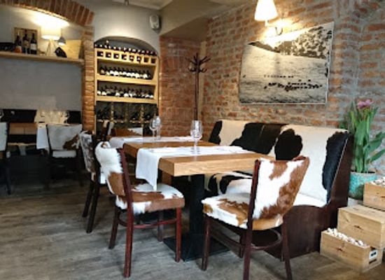 poland/krakow/kazimierz/restaurant/pimiento-argentino