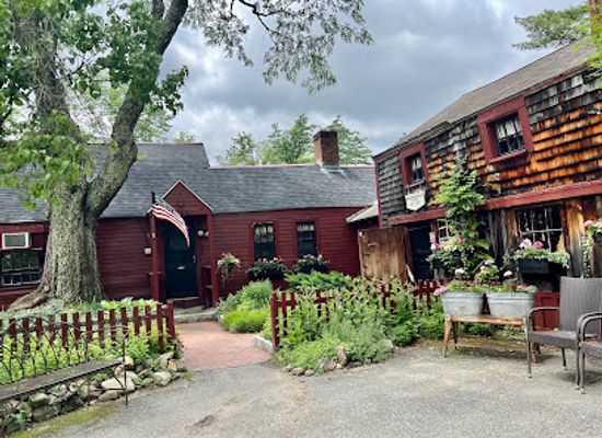 new-hampshire/mount-monadnock/restaurant/pickity-place