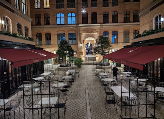 germany/hamburg/restaurant/chez-l-ami-tortue