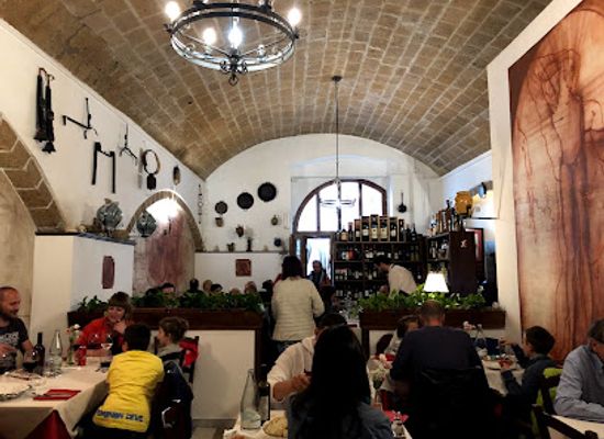 italy/orvieto/restaurant/trattoria-la-grotta