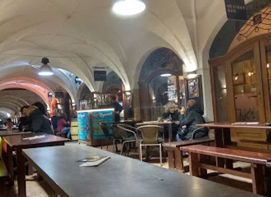 czechia/olomouc/restaurant/meat-market