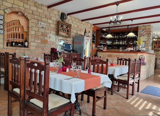 hungary/eger/restaurant/peppino-etterem-pizzeria