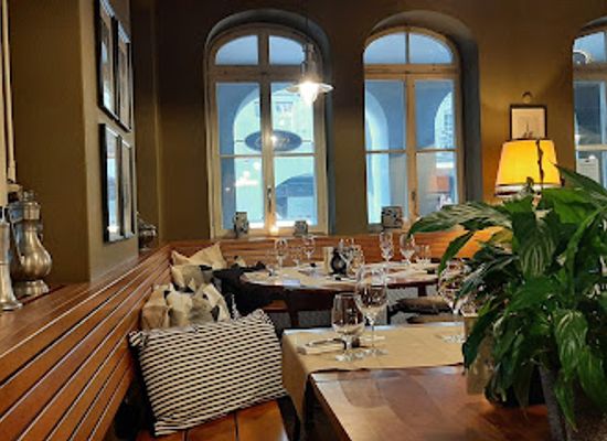 switzerland/bern/altstadt/restaurant/brasserie-ratskeller