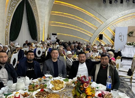 kazakhstan/turkestan/restaurant/khansaray-grand-hall