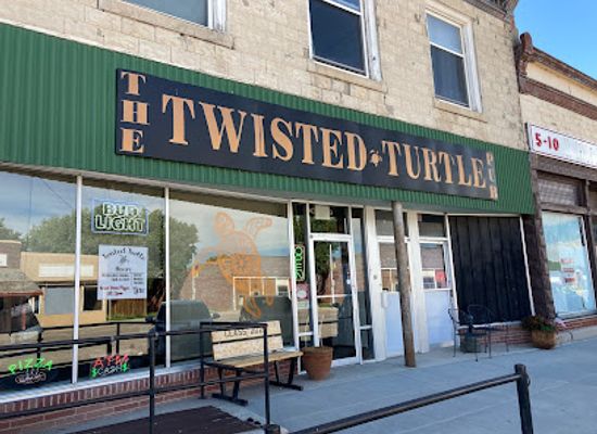 nebraska/pine-ridge/restaurant/the-twisted-turtle-pub