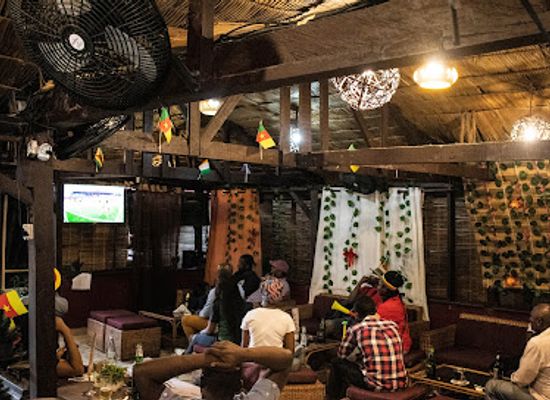 cameroon/west-region/restaurant/les-perroquets
