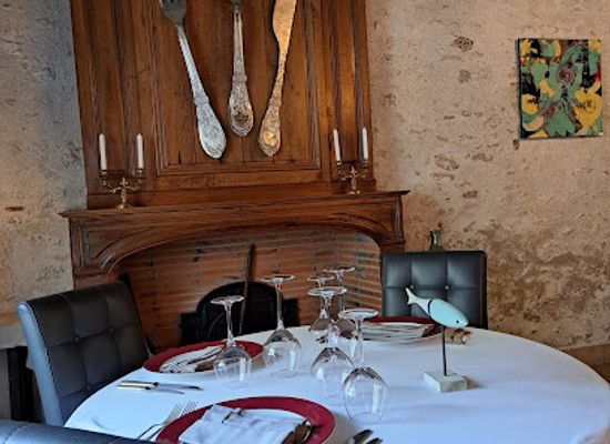 france/centre-val-de-loire/restaurant/le-p-tit-bateau