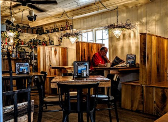 indiana/yellowwood-state-forest/restaurant/bird-s-nest-cafe