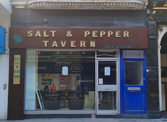 united-kingdom/gwent/restaurant/salt-pepper-tavern