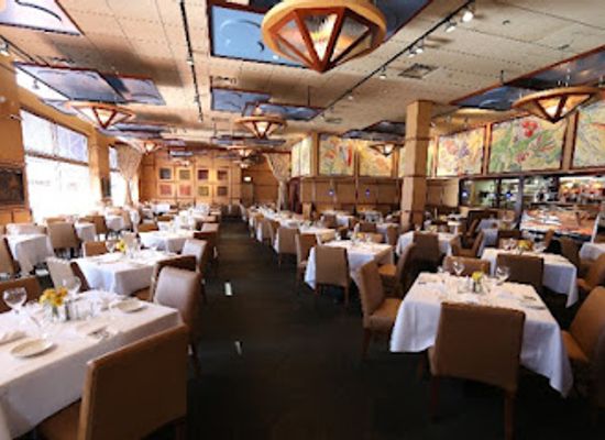 illinois/illinois-river-valley/restaurant/catch-35