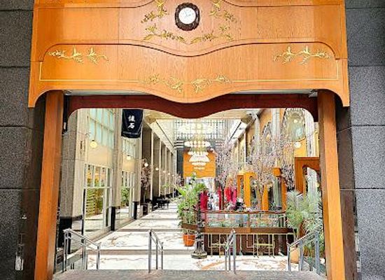 new-jersey/paterson/restaurant/pedestrian-arcade