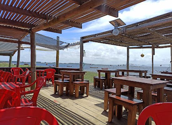 uruguay/rocha-coast/restaurant/apalco