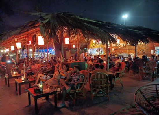 india/goa/candolim/restaurant/bobby-s-shack-com