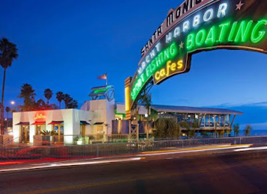 california/santa-monica/restaurant/the-lobster