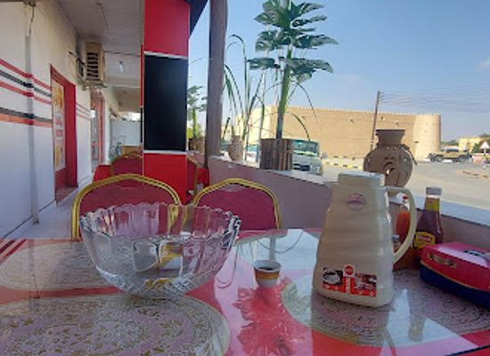oman/wahiba-sands/restaurant/restaurant-amal-golden