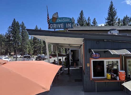 nevada/lake-tahoe-basin/restaurant/sno-flake-drive-in