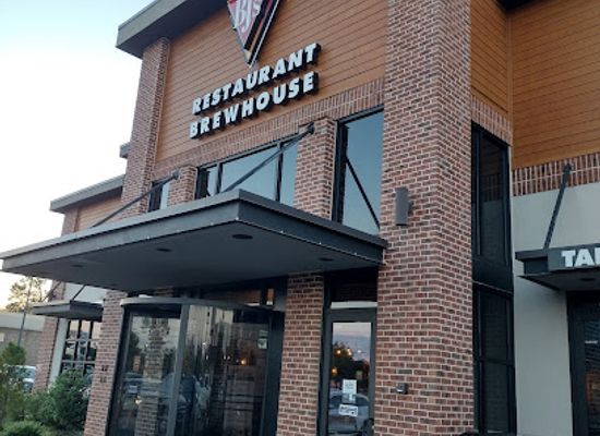 alabama/mobile/spring-hill/restaurant/bj-s-restaurant-brewhouse