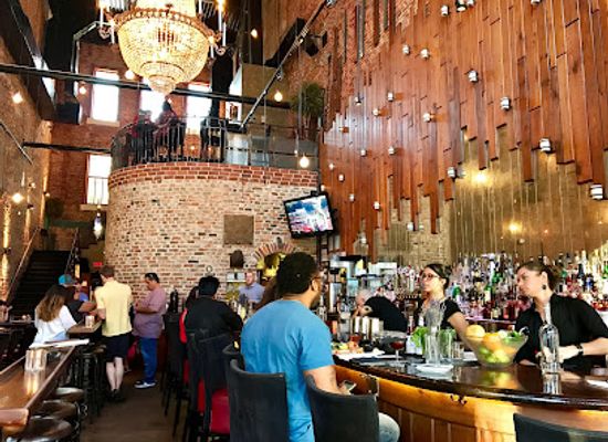 texas/houston/restaurant/hearsay-market-square