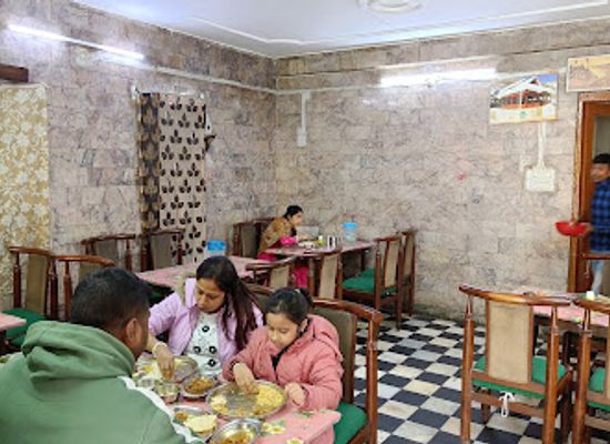 india/manali/restaurant/shantiniketan-bengali-resturant