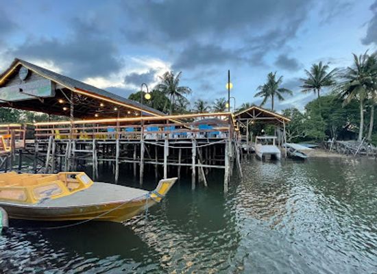 indonesia/riau-islands/restaurant/kampoeng-kelong-seafood-restaurant