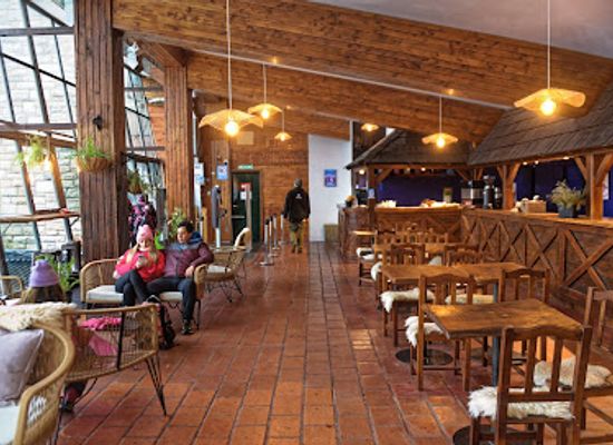 argentina/central-patagonia/restaurant/refugio-punta-nevada