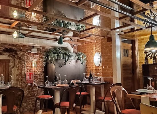 spain/castile-and-leon/restaurant/el-topo