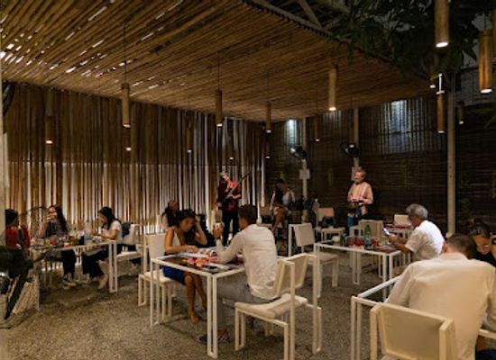cambodia/siem-reap-province/restaurant/fellini-siem-reap