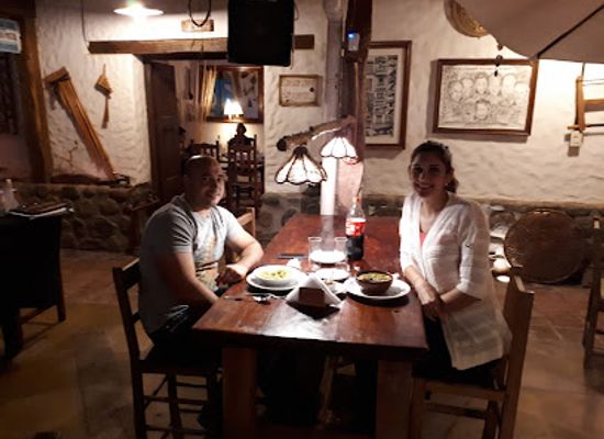 argentina/cafayate/restaurant/restaurante-macacha