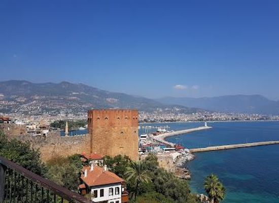 turkiye/alanya/restaurant/red-tower-brewery