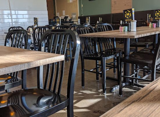 oklahoma/edmond/restaurant/the-hive-eatery-chick-n-things
