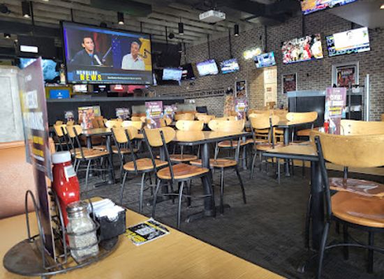 iowa/mason-city/restaurant/buffalo-wild-wings