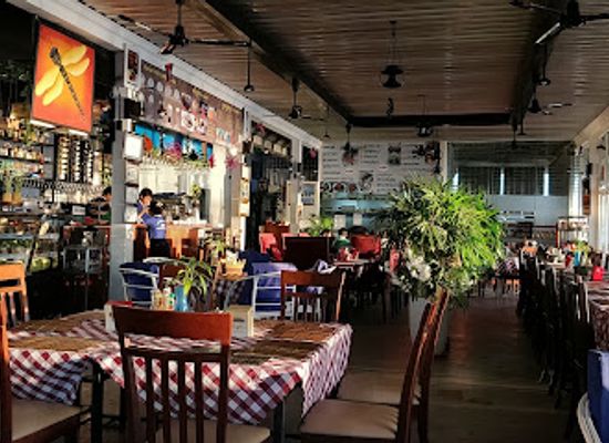 cambodia/kratie/restaurant/jasmine-boat-restaurant
