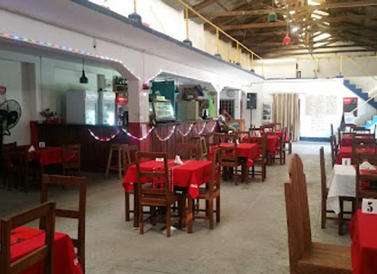 mozambique/zambezia-province/restaurant/frango-a-rony