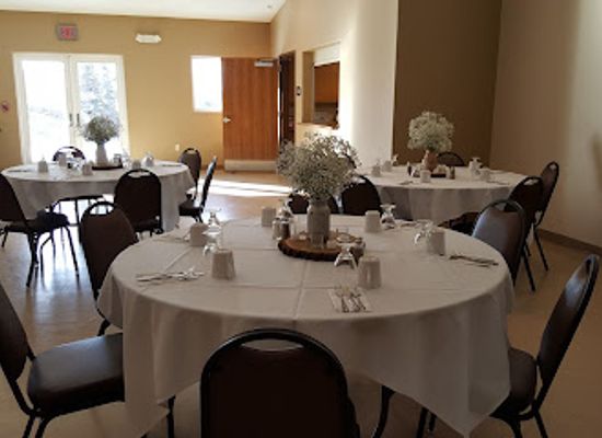 north-dakota/red-river-valley/restaurant/mountain-chalet